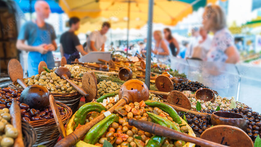 Marché estival de Forcalquier